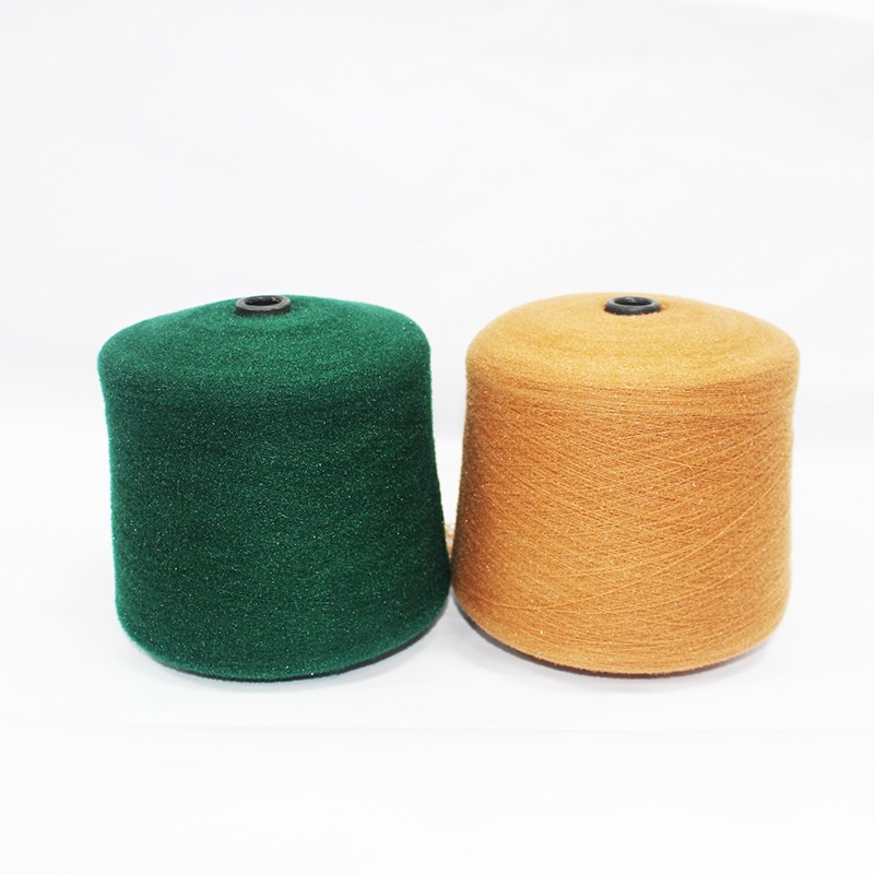 China Supplier 100% Nylon Shiny Imitation Ferret Yarn for Women's Knitting