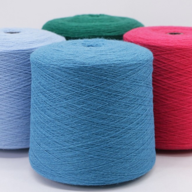 16Nm/2 10% Merino Wool  30% Polyester 60% BCI Cotton Yarn Fancy Wholesale Knitting Thread Yarn  Cashmere Like Chunky Yarn