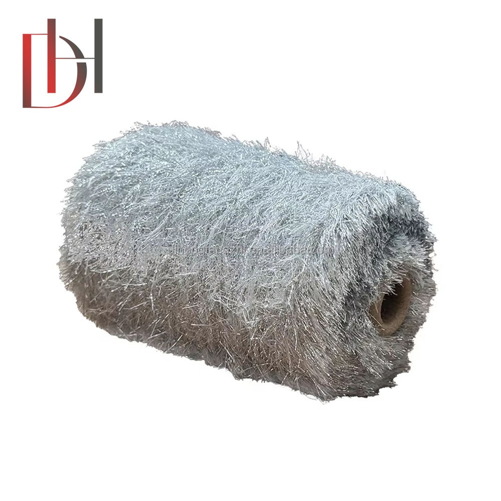 Fluffy and Comfortable Beautiful Feather Yarn Fancy Feather Yarn for Knitting Feather Yarn