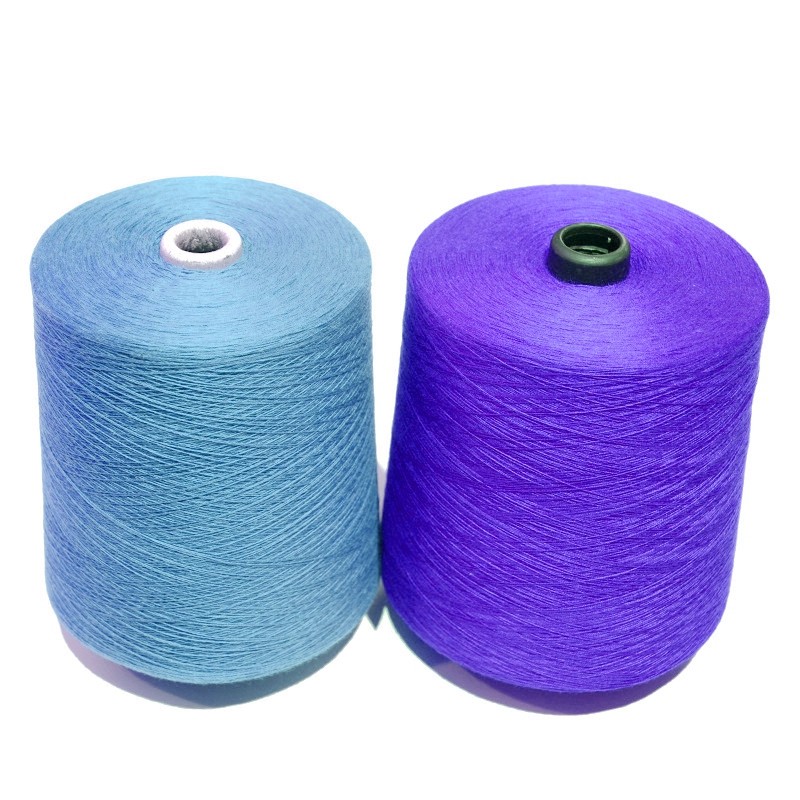 China Factory Supply Wholesale Dyed Yarn 32S/2 72% Viscose 28% Polyester Blended Yarn Soft and Chunky Yarn for Knitting Sweater