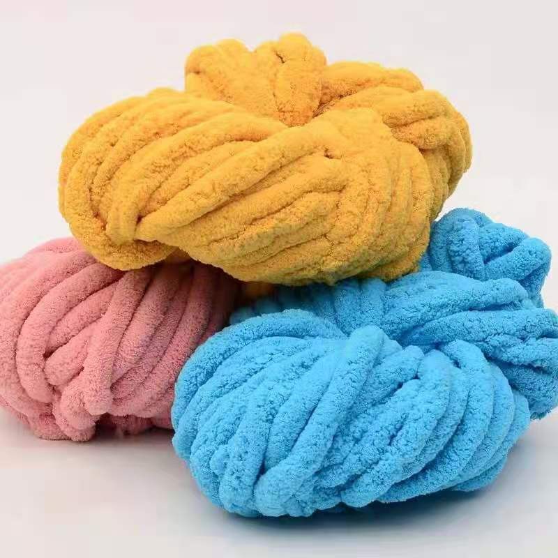High quality chenille Chunky Jumbo Chenille Yarn 100% Polyester